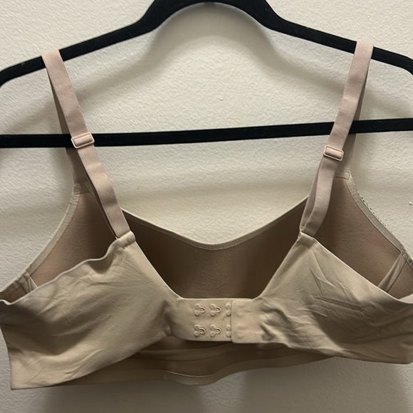 SMOOTHEZ Bra-ish Wireless Bralette - Picture 9 of 9